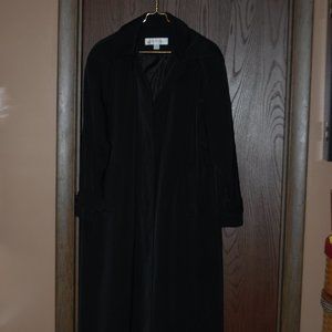 PRICE REDUCED - Valerie Stevens Long Black Coat w/Detachable Hood - EUC